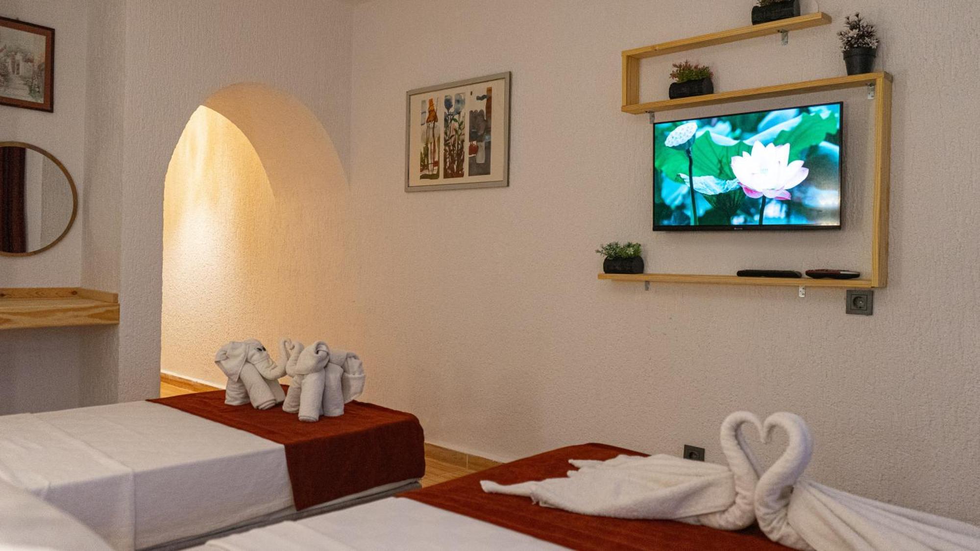 Club Aquarium Hotel & Spa Guvercinlik  Exterior photo